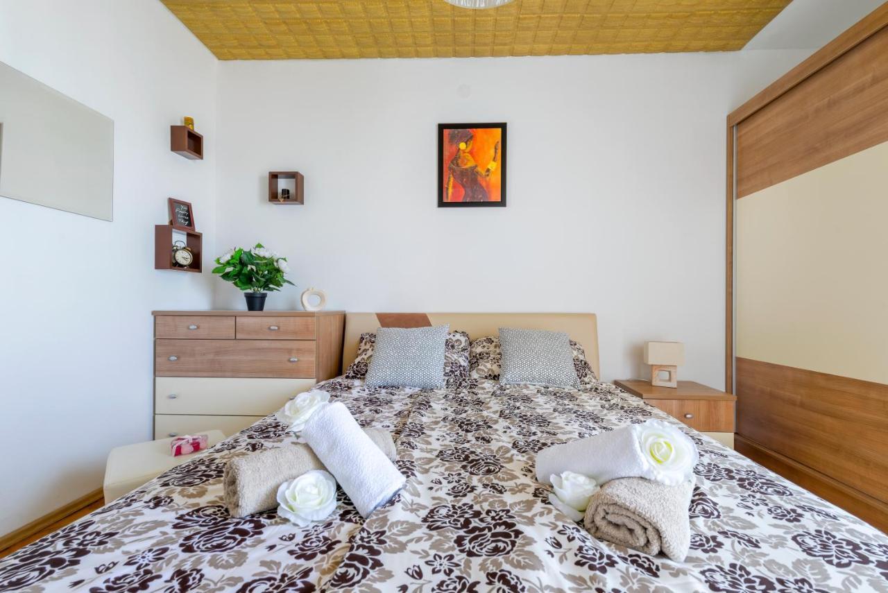 Adventure Apartment 75M2 Close To The Center Сплит Экстерьер фото